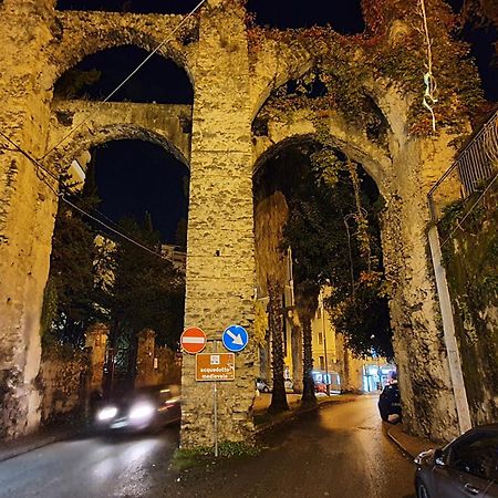 サレルノ La Casa Sugli Archi Bed & Breakfast エクステリア 写真