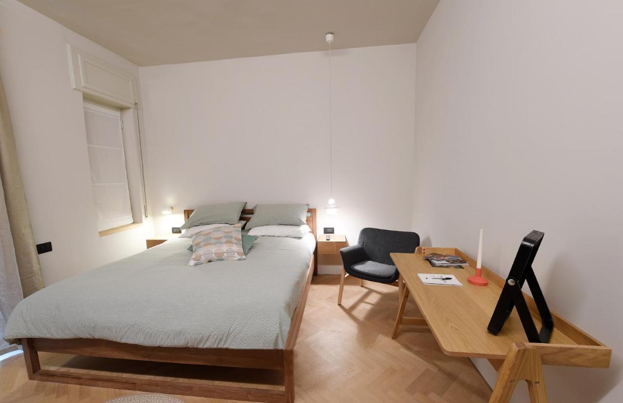 サレルノ La Casa Sugli Archi Bed & Breakfast エクステリア 写真