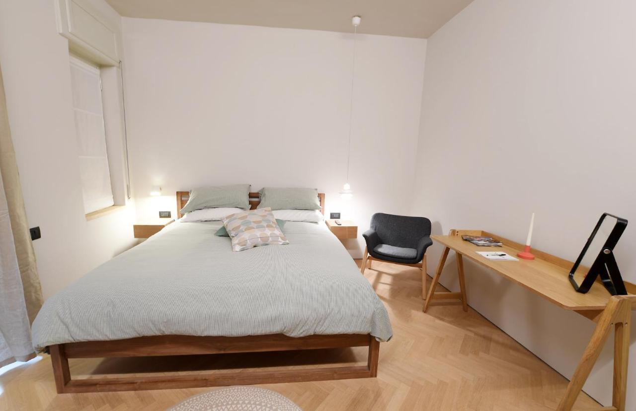 サレルノ La Casa Sugli Archi Bed & Breakfast エクステリア 写真